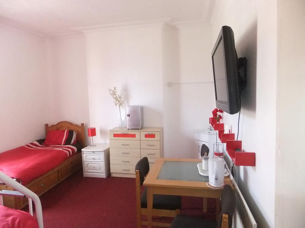 Heavenly Nights Guest House Sheffield Dış mekan fotoğraf